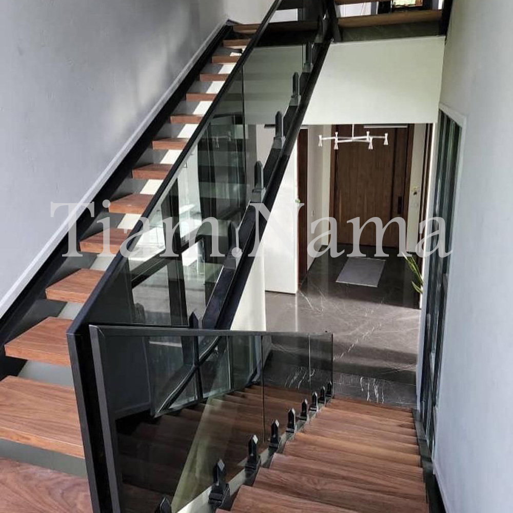 پروفیل نرده شیشه ای